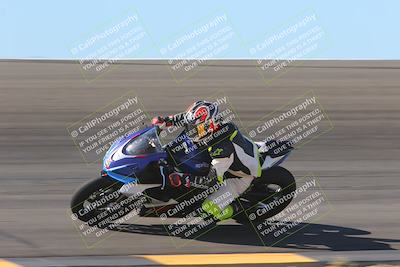 media/Nov-06-2023-Moto Forza (Mon) [[ce023d0744]]/2-Advanced Group/Session 2 (Bowl Speed Pans)/